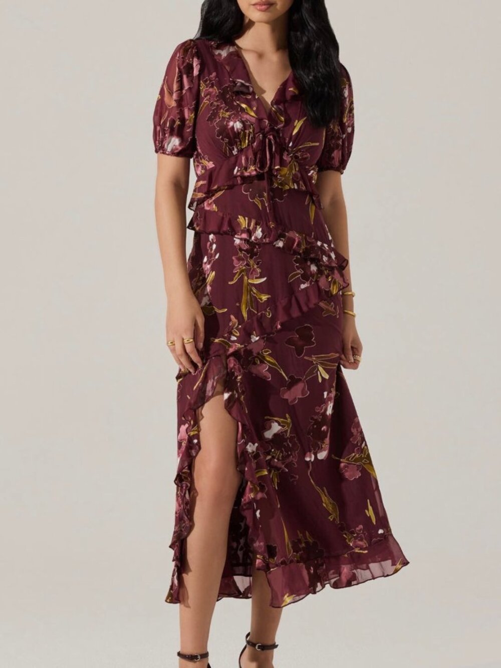 ASTR the Label Bennet Floral Tiered Dress X-Small in Wine Floral